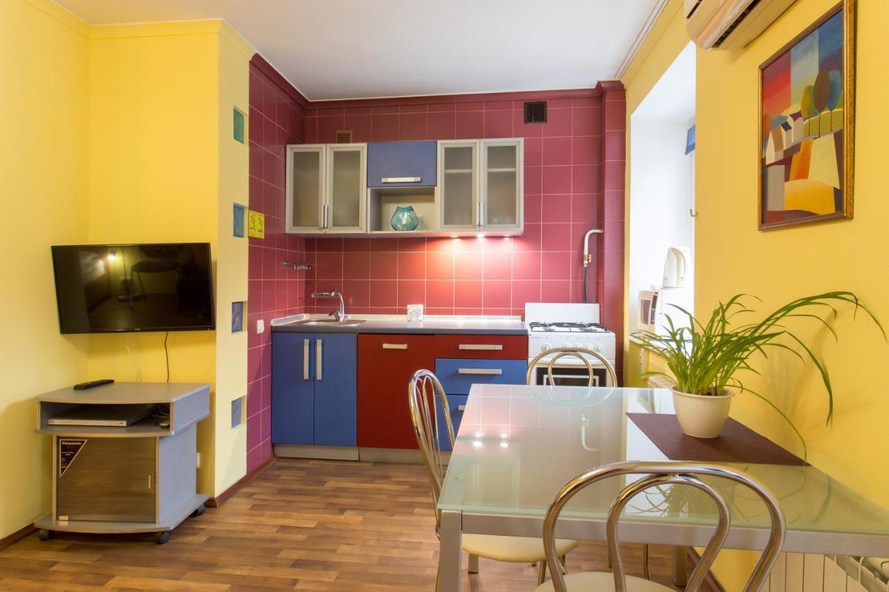 Appartement Nauky avenue à Kharkiv Extérieur photo